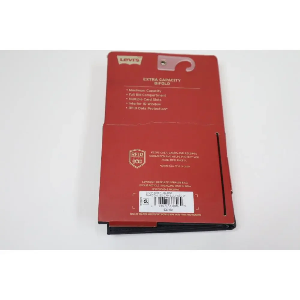 Levi’s Black Extra‎ Capacity Bifold